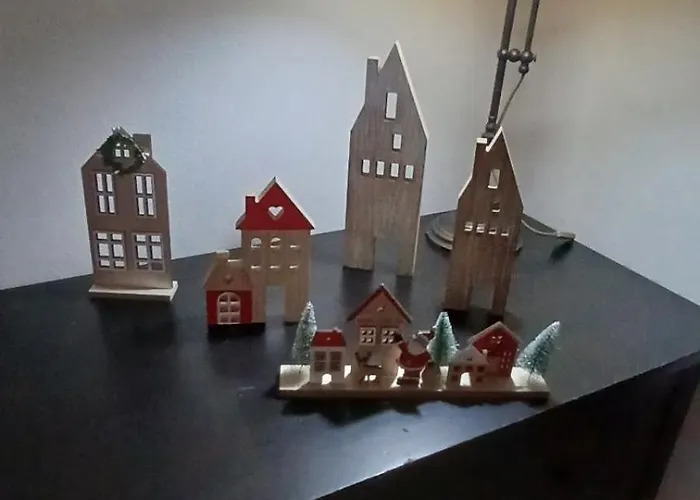 Christi & Paris Nest Volos